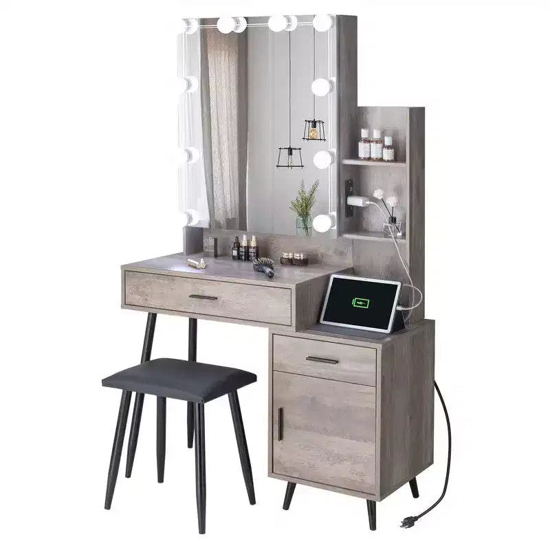 Set Toilette Composto da: Pannello di Truciolato Grigio con Impiallacciatura in Triamina, Gambe in Ferro, 2 Cassetti, 1 Anta, 2 Ripiani, Armadietto a Specchio, Lampadina Dimmerabile a Tre Colori, Spina Integrata