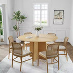 Tavolo da pranzo rotondo 52 x 52 in legno massello con finitura naturale ed eleganti gambe ad arco per sale da pranzo e cucine moderne