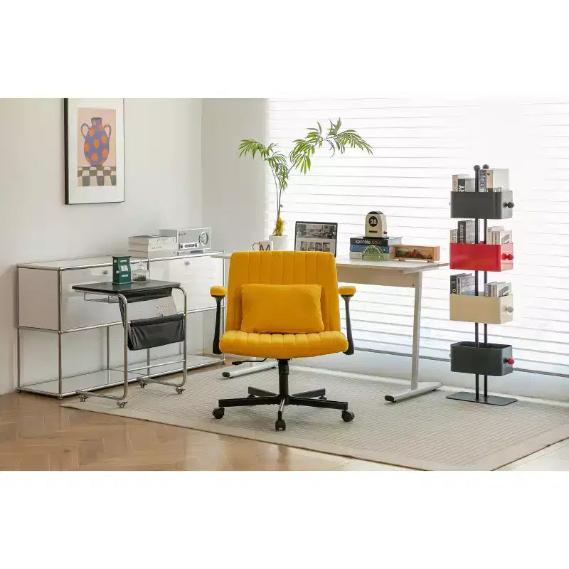 Sedia da ufficio moderna in velluto con schienale imbottito, sedia da scrivania con braccioli e schienale regolabili, sedia comoda per ufficio, studio