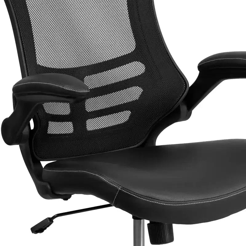 Sedia da ufficio ergonomica girevole in rete a schienale medio con braccioli ribaltabili